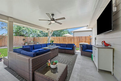 316 Cassandra Dr — photo 2