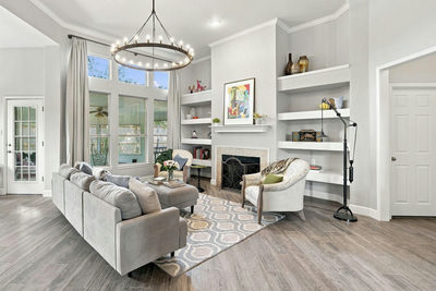 302 N Carriage Hills Dr — photo 4