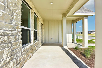 472 Treadwell Ln — photo 3