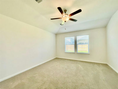 137 Holmby Dr — photo 4
