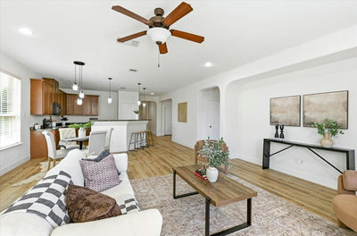 1113 Renaissance Trl — photo 3