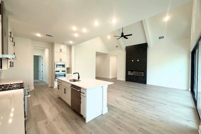 1517 Shelby Ln — photo 4