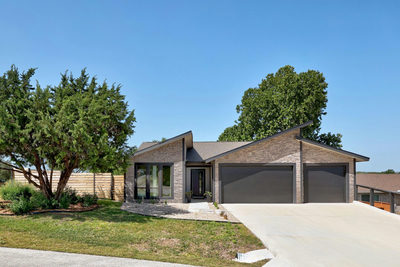 2800 Douglas Cv — photo 2
