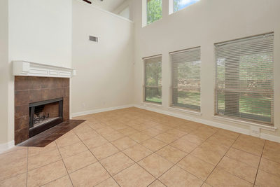 11904 Quassia Dr — photo 3