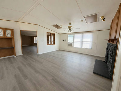 235 Cedar Creek Cir — photo 3
