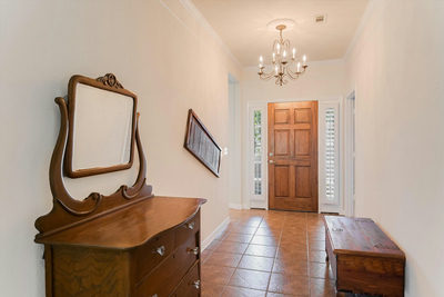 102 Yosemite Rd — photo 3