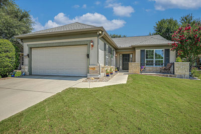 102 Yosemite Rd — photo 2