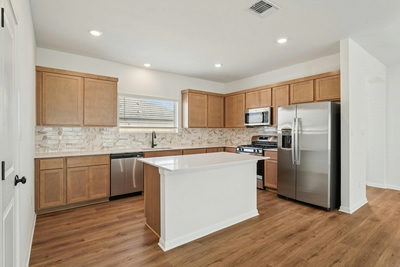 238 Bay Breeze Dr — photo 2