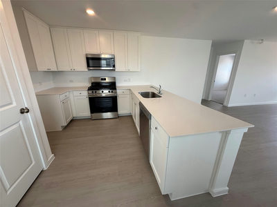 240 Mets Way — photo 3