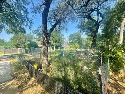 4621 Menchaca Rd — photo 5