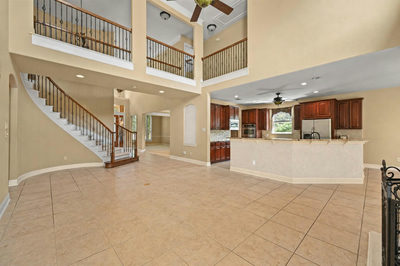 111 WHITLEY Dr — photo 5