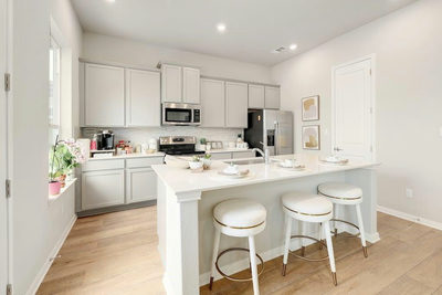 1020 Vista View Dr #2201 — photo 2