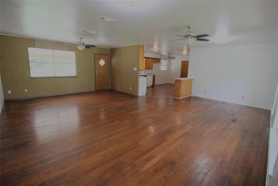 741 W Bell St — photo 3