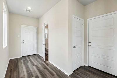 297 Haywood Mnr — photo 4