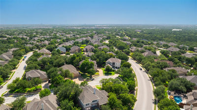 205 Crosswind Ct — photo 2