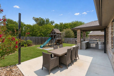 2624 Enza Dr — photo 2