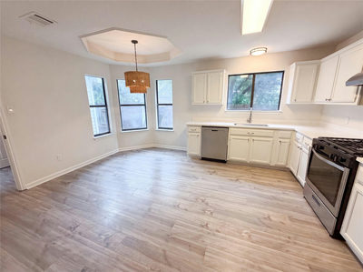 1517 River Oak Dr — photo 3