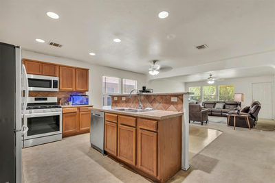 508 Red Tails Dr — photo 4