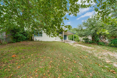 209 Woodward St — photo 2