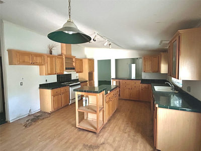 223 Foothill Rd — photo 4