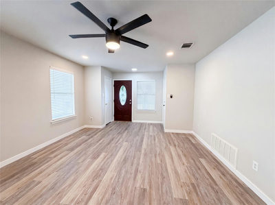 1076 Shadow Creek Blvd — photo 2