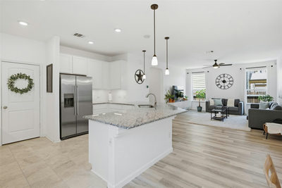 425 Conchillos Dr — photo 2