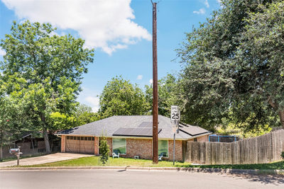 102 Chaparral St — photo 2