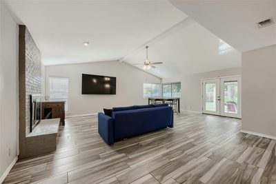 1300 Neans Dr — photo 3
