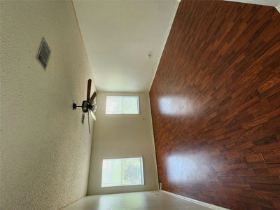 2704 Vinson Ct — photo 5