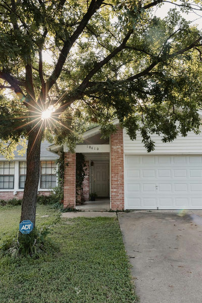10410 Leaning Willow Dr — photo 3
