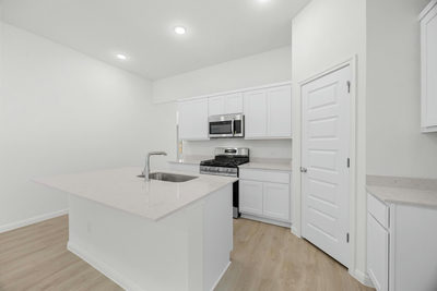 171 Hornet St — photo 4
