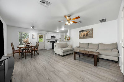 8710 Davis Oaks Trl — photo 4