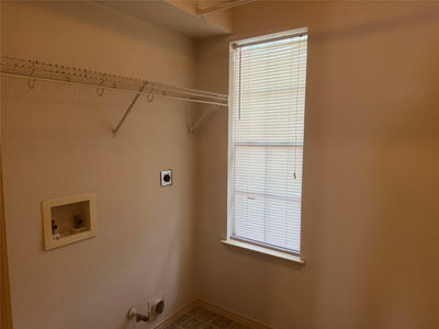 902 Moser River Dr — photo 5
