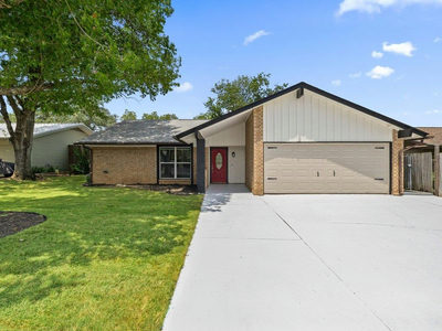 7004 Twisted Oaks Dr — photo 2