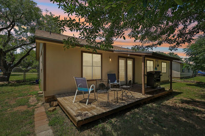 611 Magnolia Ln — photo 3