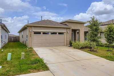 222 New Hampton Way — photo 3