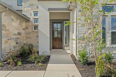 2116 Tobiano Trce — photo 3