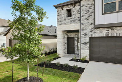 185 Hornet St — photo 3