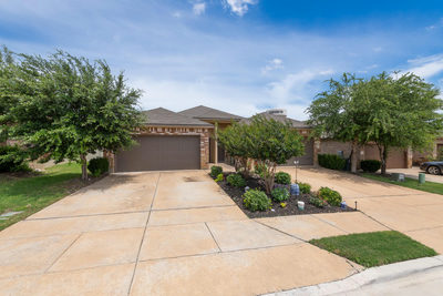 436 Jack Rabbit Ln — photo 2
