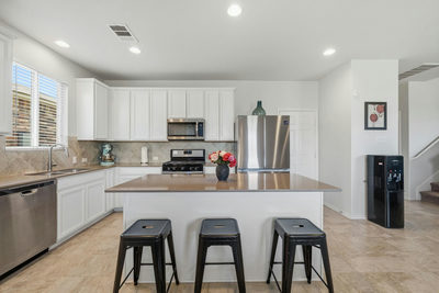 129 Sundown Ave — photo 3