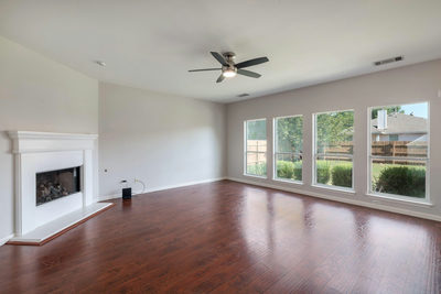 20516 Farm Pond Ln — photo 4