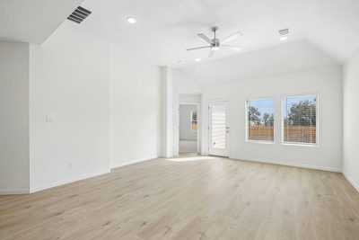 187 Hornet St — photo 5