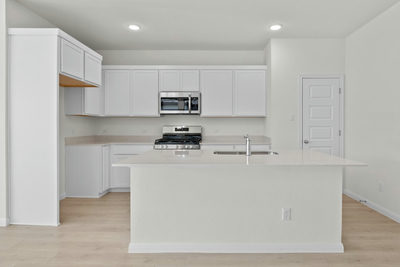 205 Hornet St — photo 5