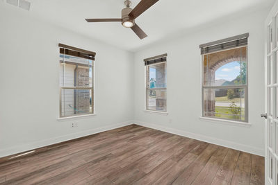 230 Jarbridge Dr — photo 2