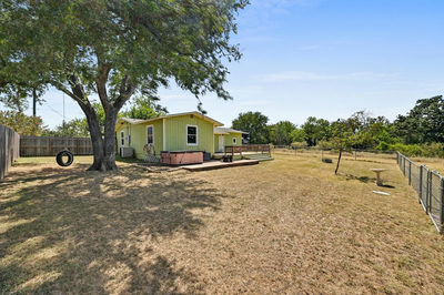 135 E Hickory Dr — photo 3