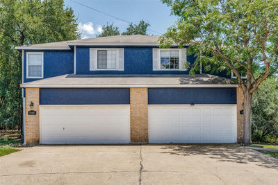 945-947 Sagewood Trl — photo 2