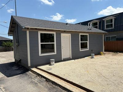 300 E Croslin St #121 — photo 3