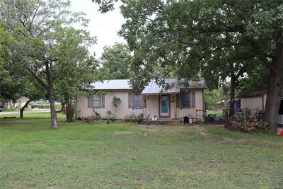 706 W Live Oak St — photo 2