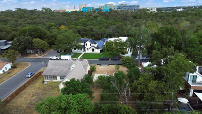2602 Little John Ln — photo 5