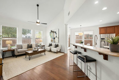 1411 Gorham St — photo 2
